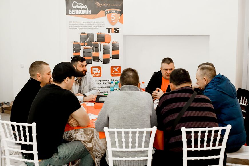 Почему важно посещать День Монтажника?. Фото №1