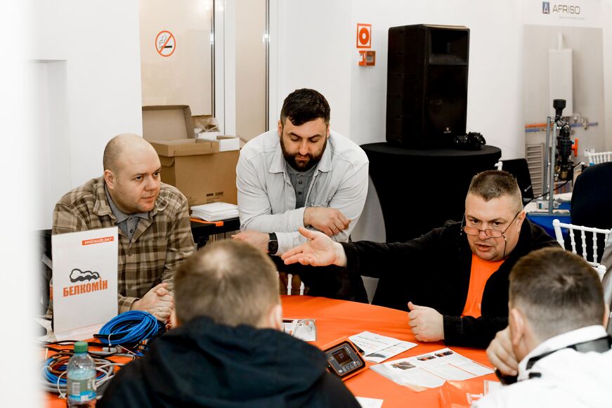 Почему важно посещать День Монтажника?. Фото №7