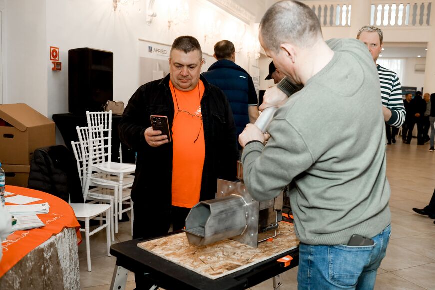 Почему важно посещать День Монтажника?. Фото №12